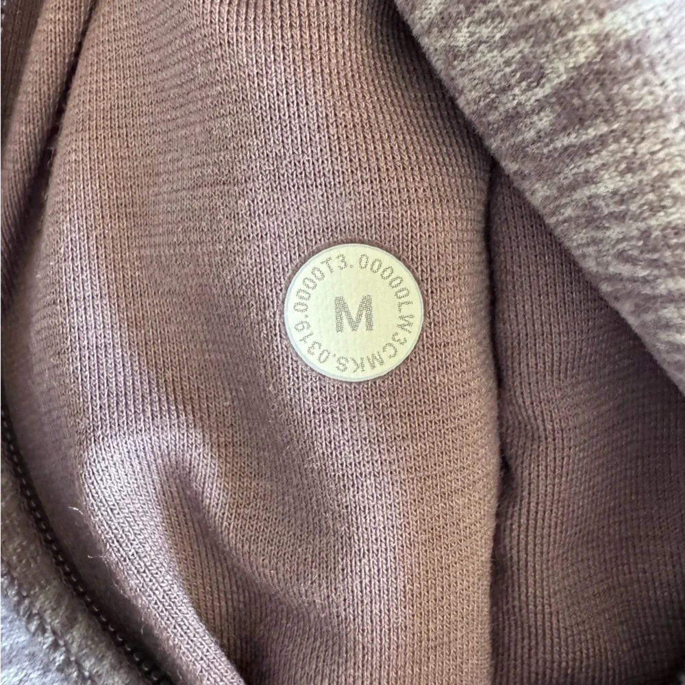 Lululemon Womens Ready to Rulu Hoodie Pullover Medium Heathered Mulberry EUC - Picture 10 of 13
